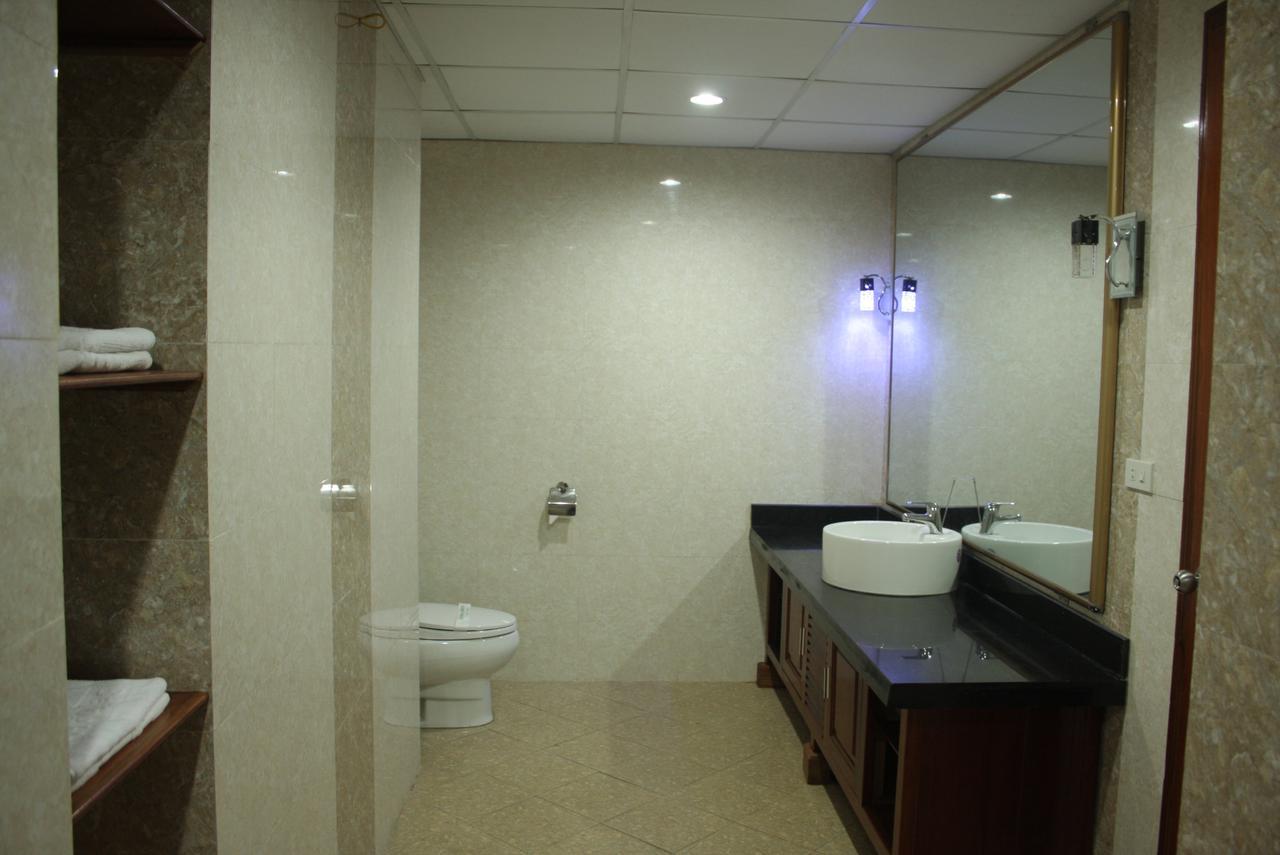 Beijing Hotel Вин Екстериор снимка